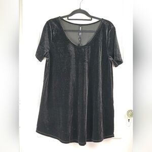 NWT Agnes & Dora Black Velvet Top XXXL 20W-22W